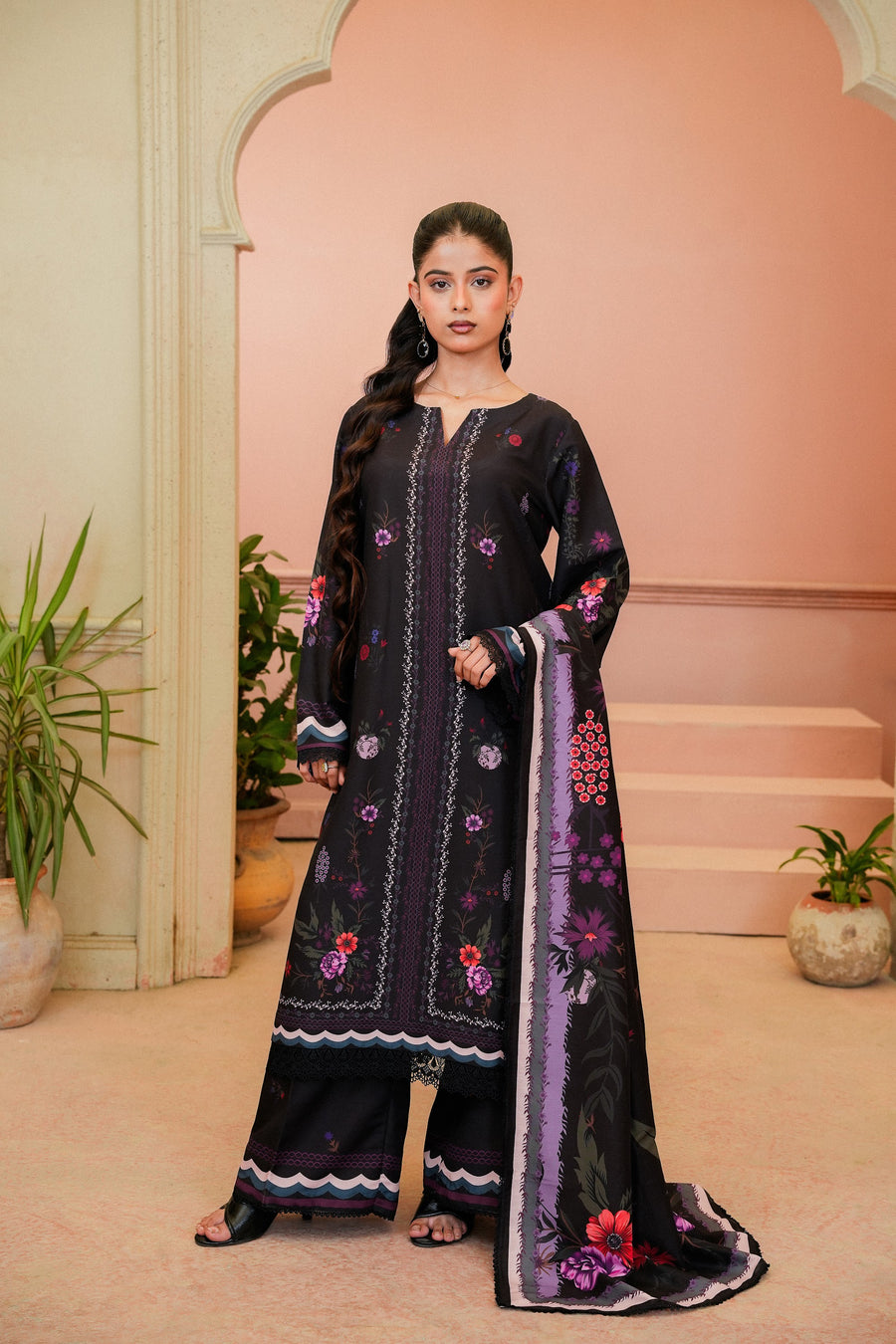 Gul-e-Shab black printed khaddar 3 piece suit, front view