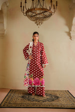 Bindiya full look with rose border hem