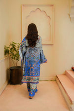 Nakhlistan back view with printed khaddar dupatta